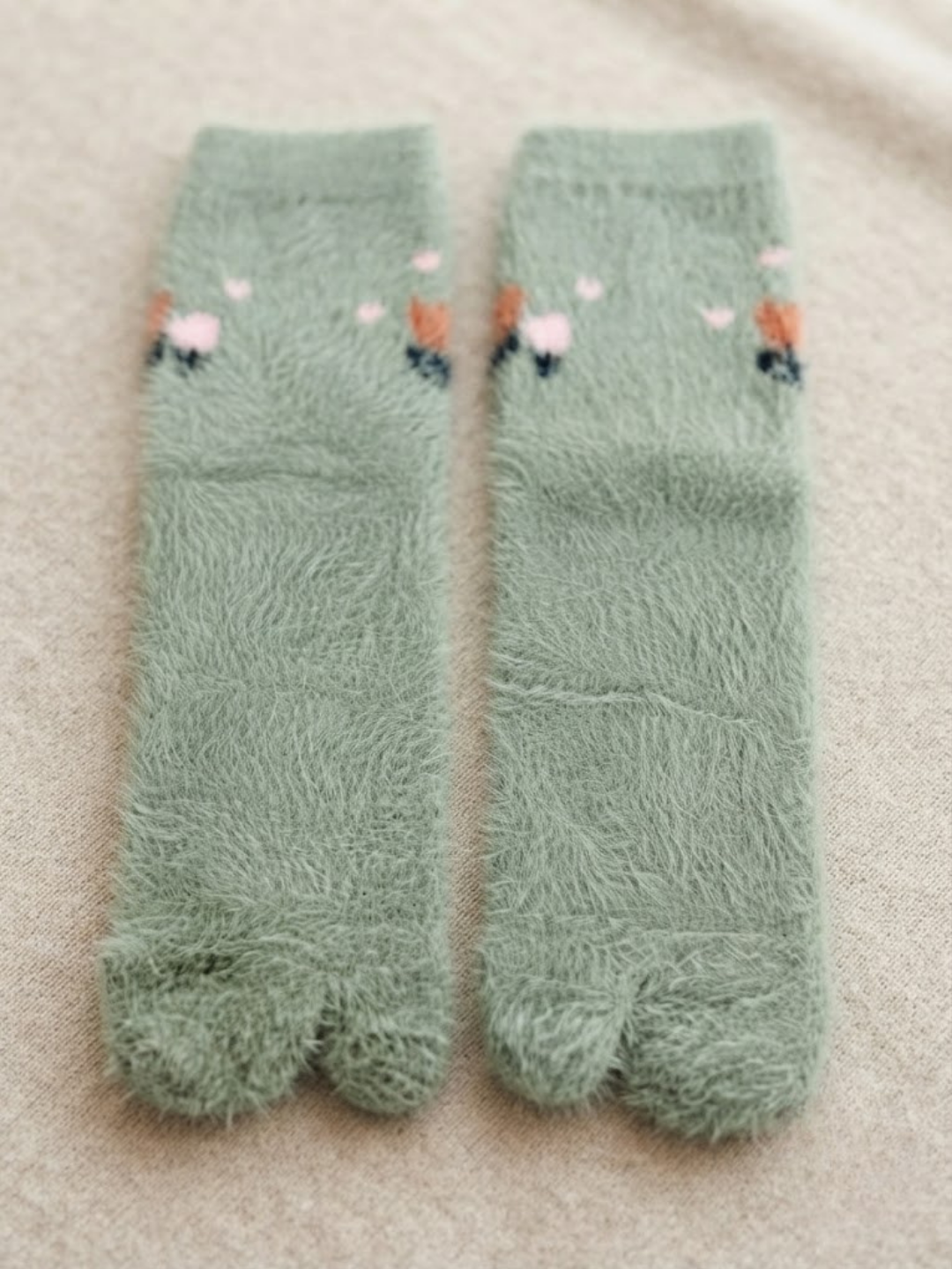 Cdeck Women’s Soft Wool Socks | Warm, Cozy & Stylish Green Floral Socks