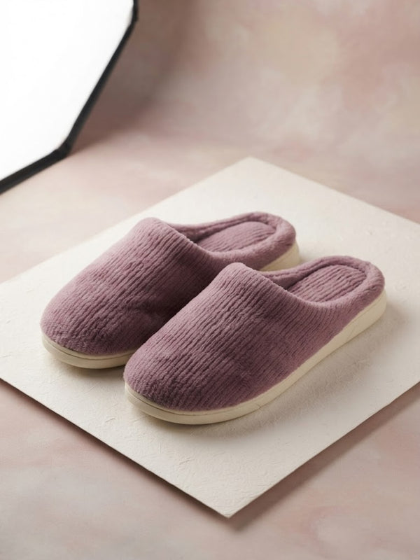 Cdeck Women’s Fuzzy Winter Slippers | Soft Plush  Slippers for Comfort & Warmth | Free Size | Maroon