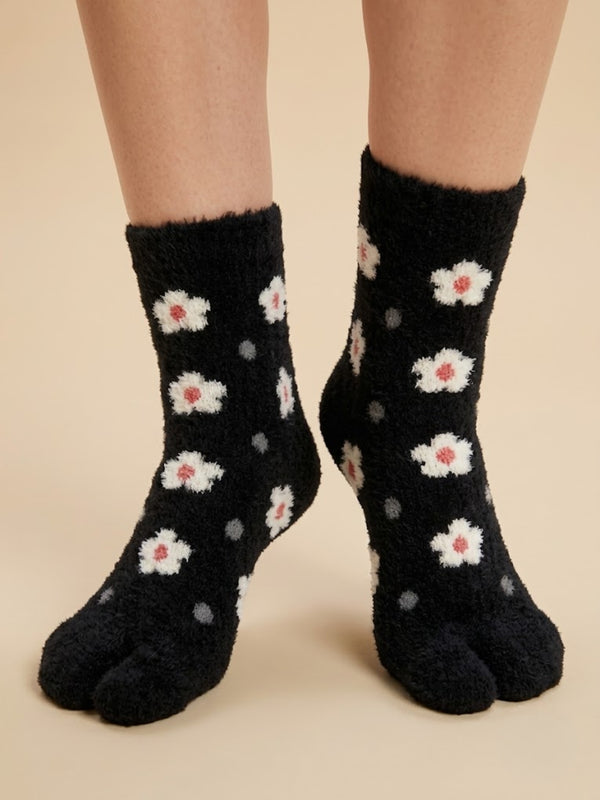 Cdeck Premium Rabbit Wool Socks for Women | Warm Winter Fuzzy Socks | Free Size | Black