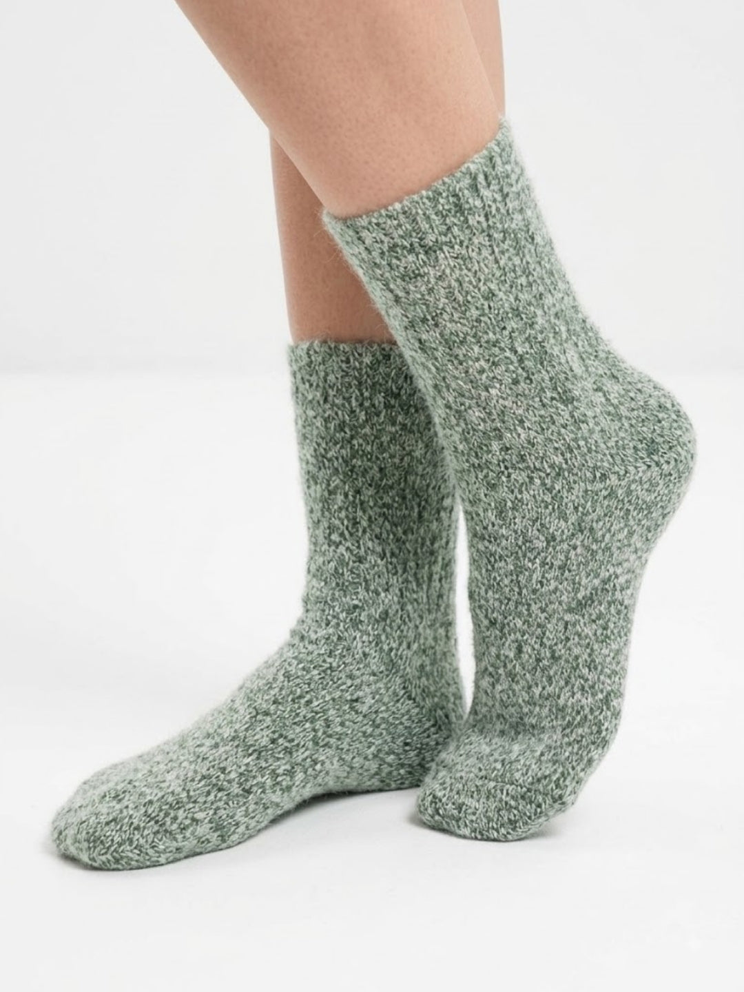 Cdeck Women’s Premium Fuzzy Socks – Soft Warm Winter Socks | Free Size | Green