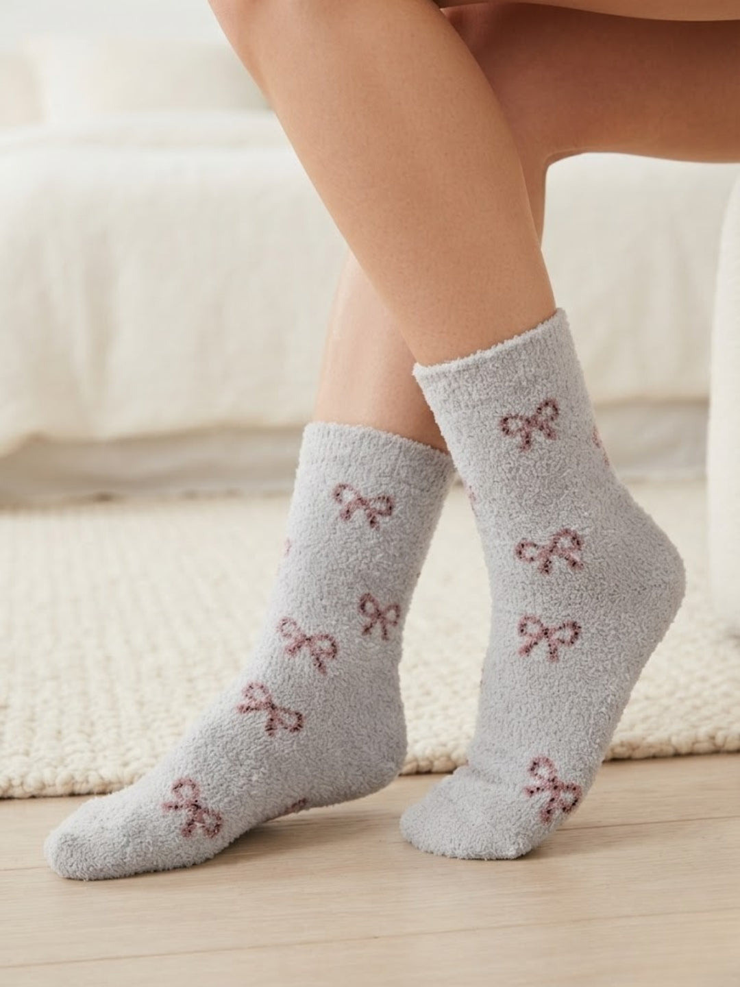 Cdeck Premium Rabbit Hair Wool Socks for Women – Ultra Soft Warm Cozy Mid-Calf Fuzzy Socks with Cute Bow Pattern