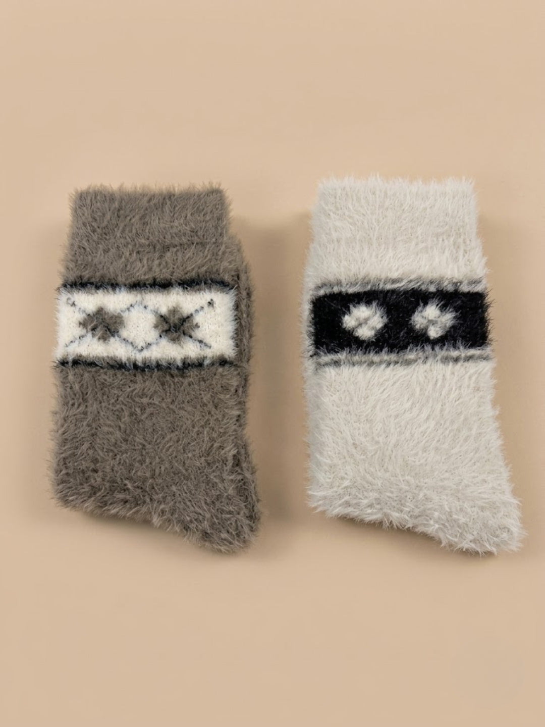 Cdeck Men’s Premium Hair Wool Winter Socks Combo | Soft, Fuzzy, Warm & Comfortable Free Size | Dark Grey & Cream