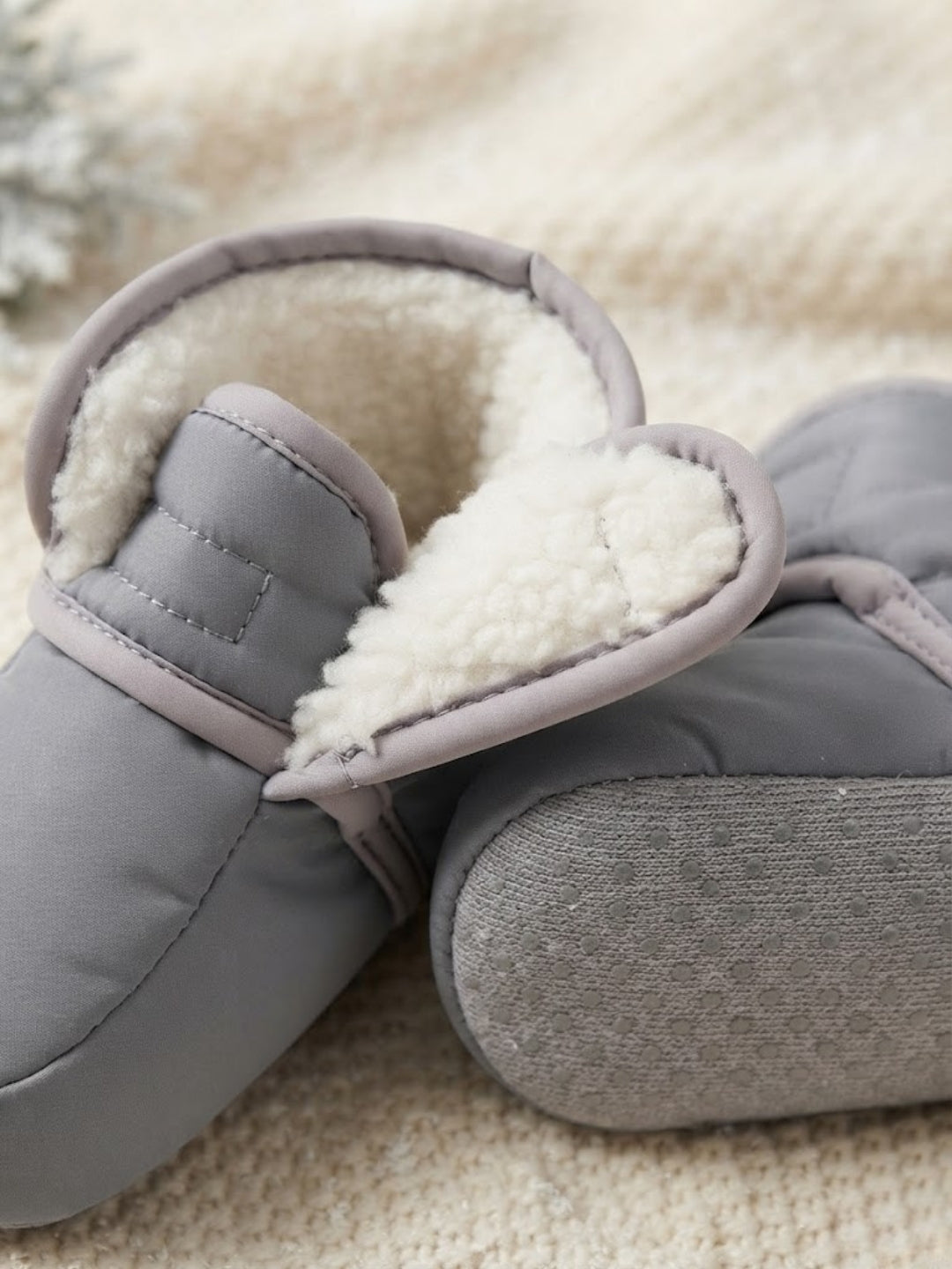 Cdeck Baby Woolen Winter Booties for Boys & Girls, Soft Warm Fleece Booties with Adjustable Strap, 3-9 Months