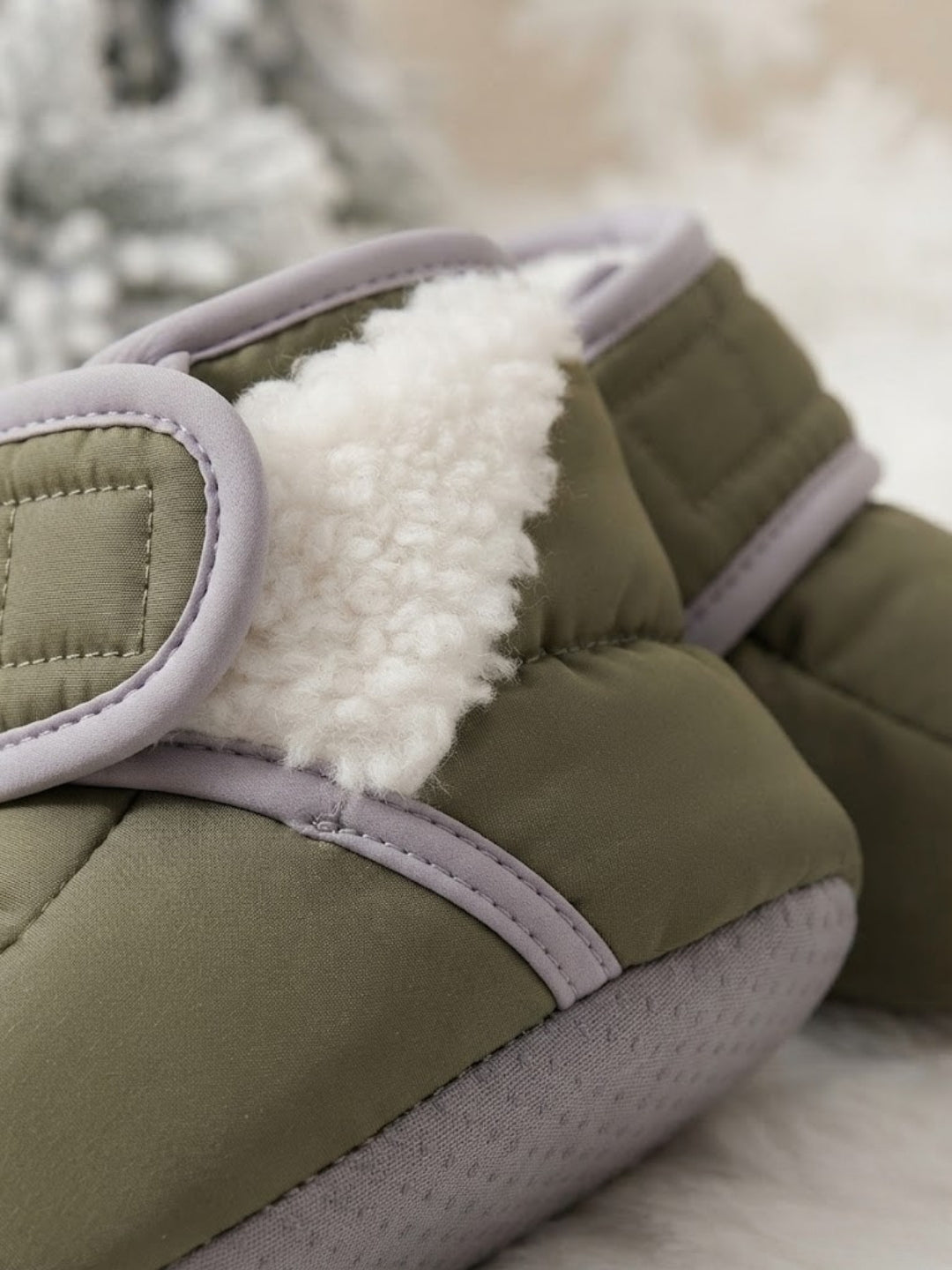 Cdeck Baby Fleece Winter Booties for Boys & Girls, Soft Cozy Booties with Adjustable Strap, 3-9 Months