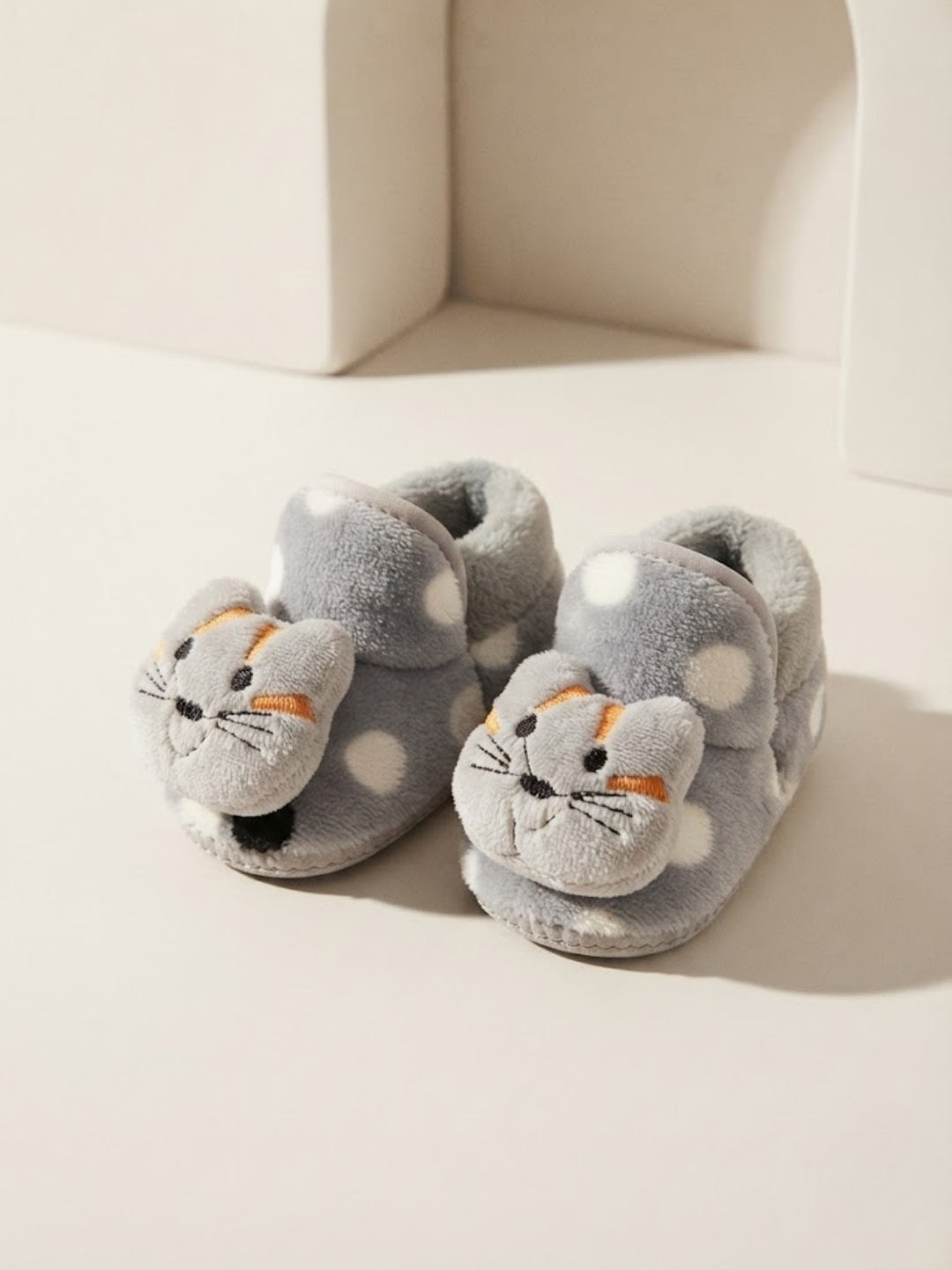 Cdeck Baby Cat Plush Booties for Boys & Girls, Soft Warm Fleece Shoes with Cute Animal Design, 3-9 Months