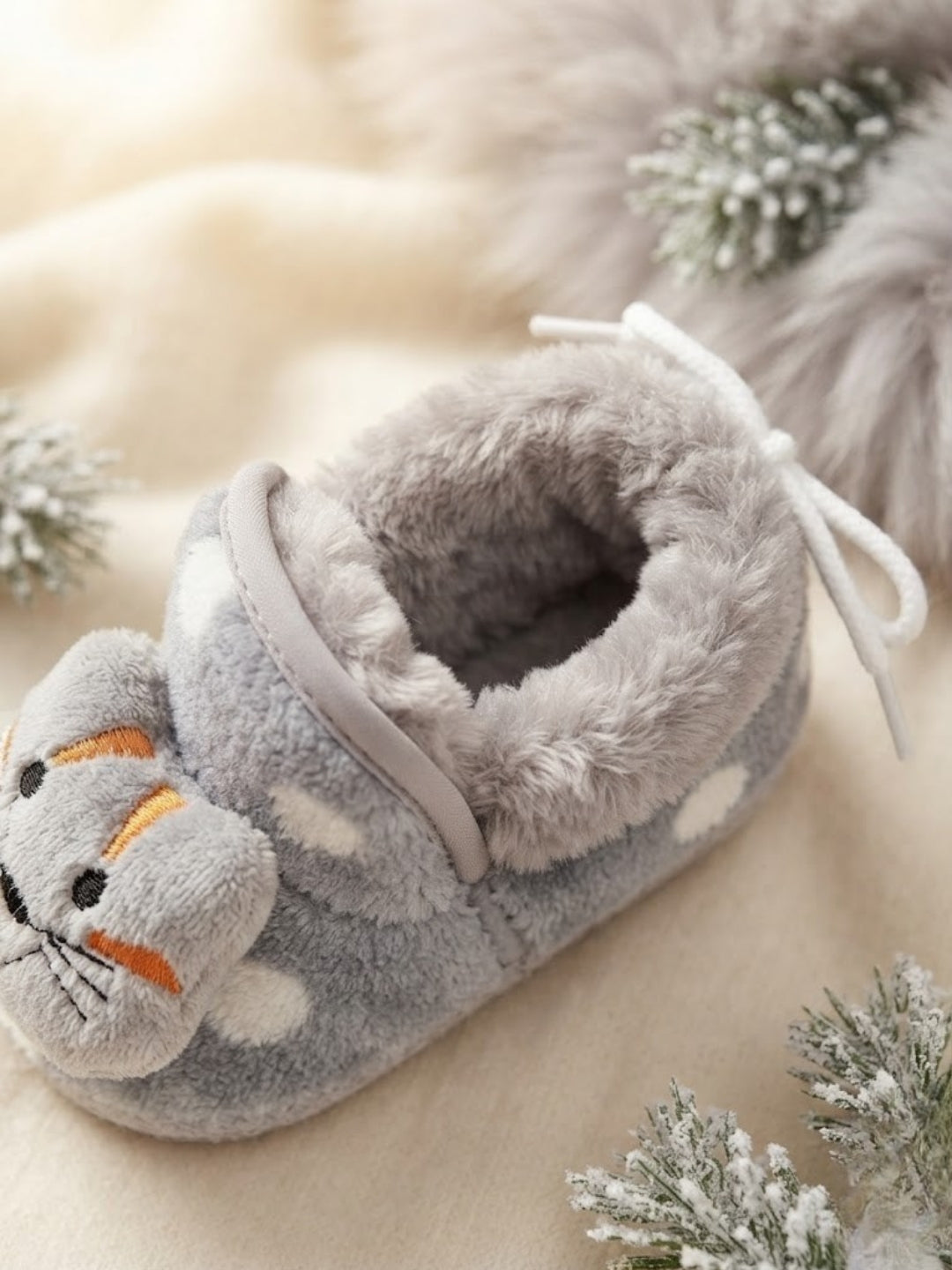 Cdeck Baby Cat Plush Booties for Boys & Girls, Soft Warm Fleece Shoes with Cute Animal Design, 3-9 Months