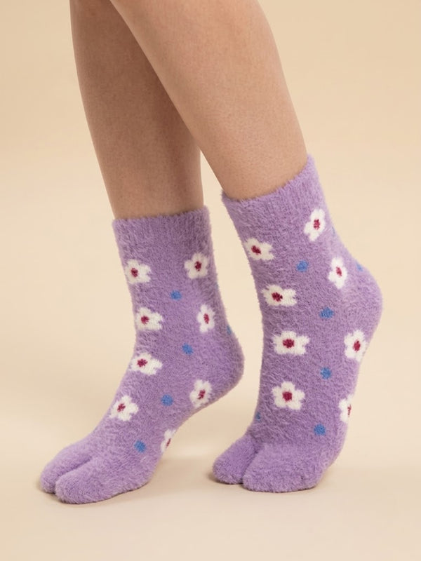 Cdeck Women Soft Fuzzy Winter Socks | Warm & Cozy Floral Pattern | Free Size | Purple